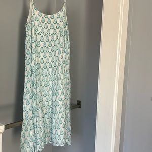 Women’s dress
